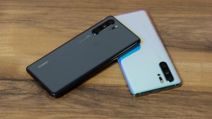 Смартфон Huawei P40 Pro показали на фото