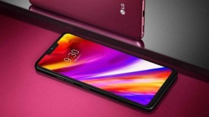 Защищенный смартфон от LG K40S