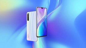 Модная модель от Realme XT