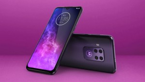 Модная модель от Motorola One Zoom