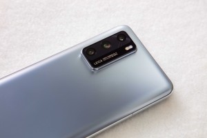 Представленный вчера Huawei P40 Pro уже успели разбить