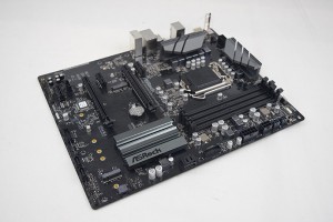 Представлена плата ASRock Z490 Phantom Gaming 4SR