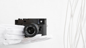 Камера Leica M10-R Black Paint Limited Edition оценена в $9295