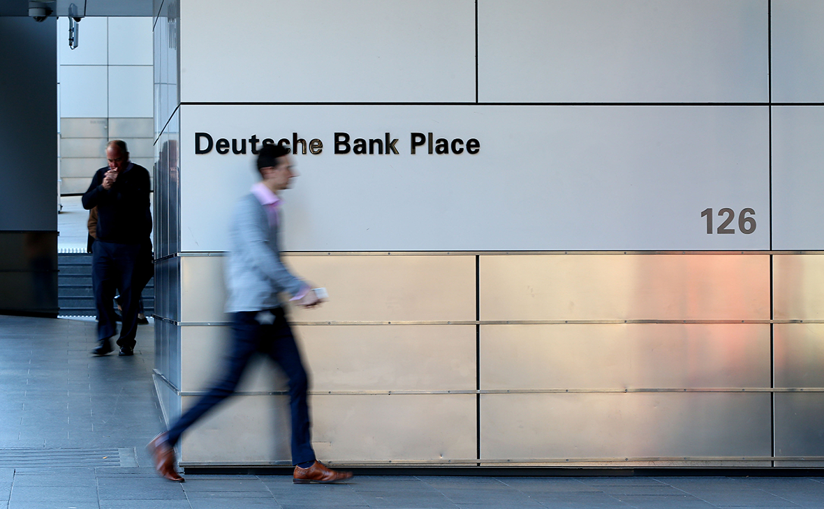 В Deutsche Bank спрогнозировали волну отказов инвесторов от доллара