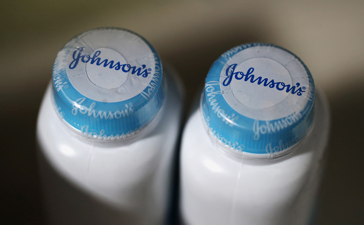 Johnson & Johnson перестанет выпускать осветляющую кожу косметику