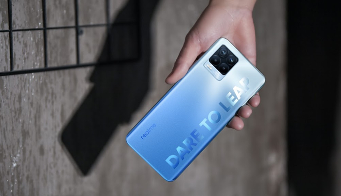 В России стартовали продажи смартфонов realme 8 и 8 Pro с камерой 108 Мп