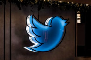 Twitter будет платить сотрудникам биткоинами