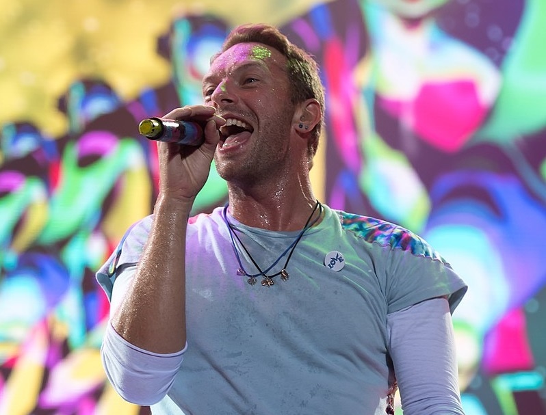 Фронтмен Coldplay Крис Мартин отменил гастроли ради защиты экологии