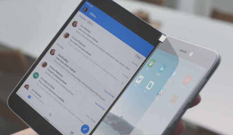 Опубликован первый снимок с камеры смартфона Microsoft Surface Duo