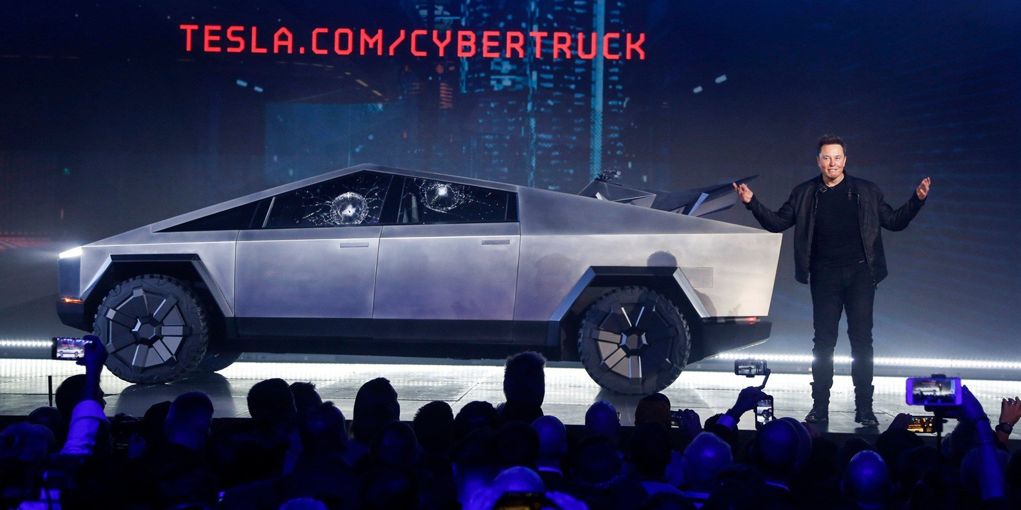 Илон Маск: Tesla работает над обновлённой динамической подвеской для Cybertruck