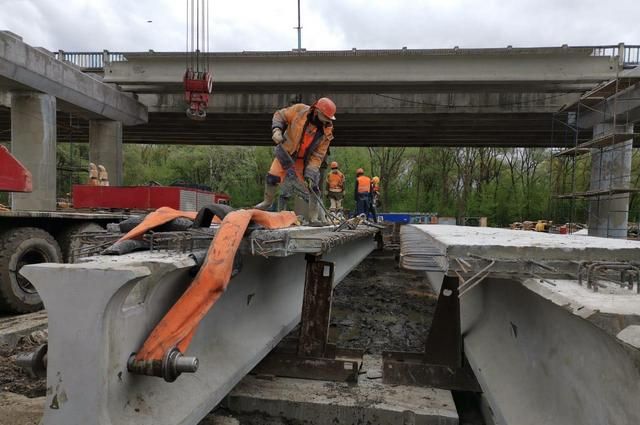 В июле выставят на торги второй пусковой комплекс Литейного моста