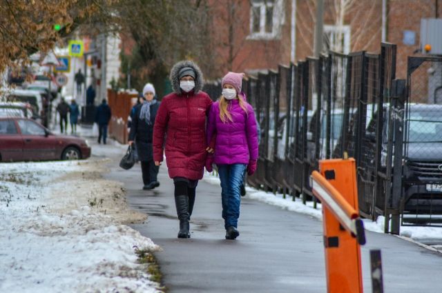 В Брянске продавца из «Магнита» наказали за отсутствие маски