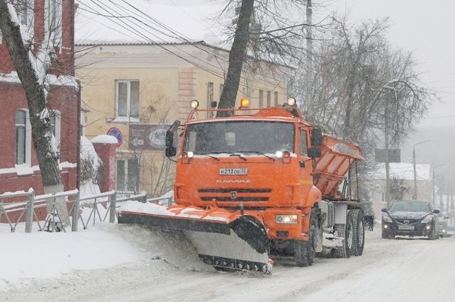 Холодный расчет. Кто убирает снег и кто на этом зарабатывает в Брянске?