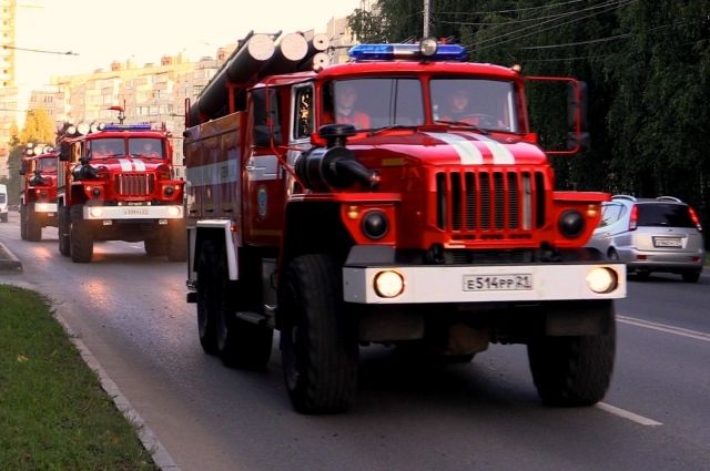 Девять человек эвакуировали из дома при пожаре в Унече