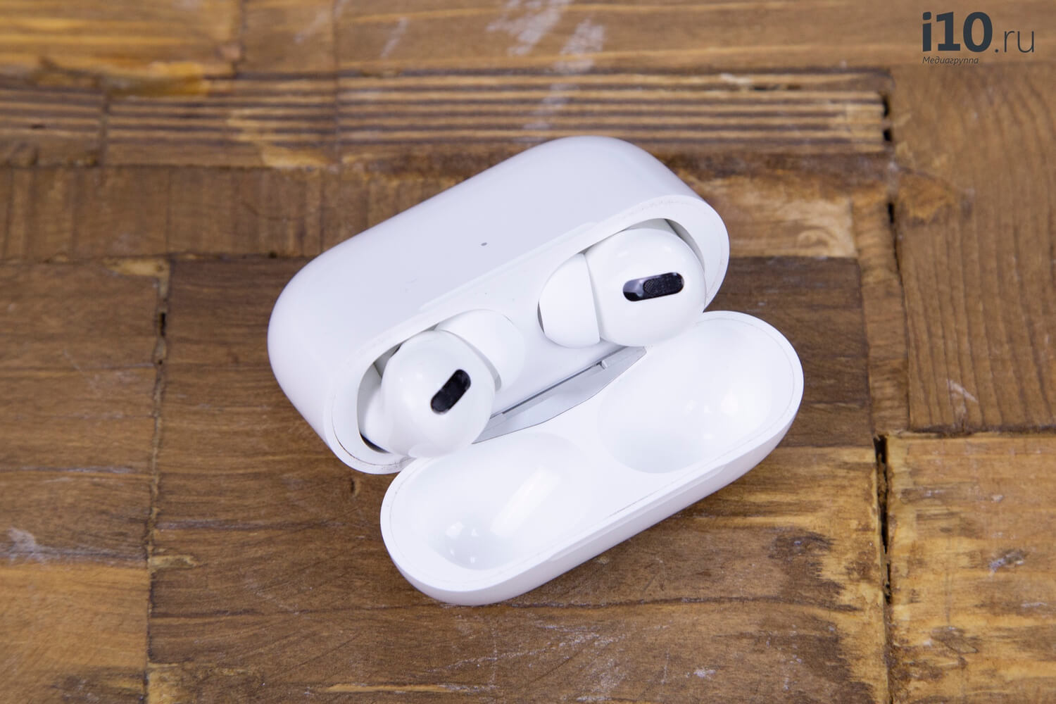 Apple выпустила AirPods Pro в самый подходящий момент.