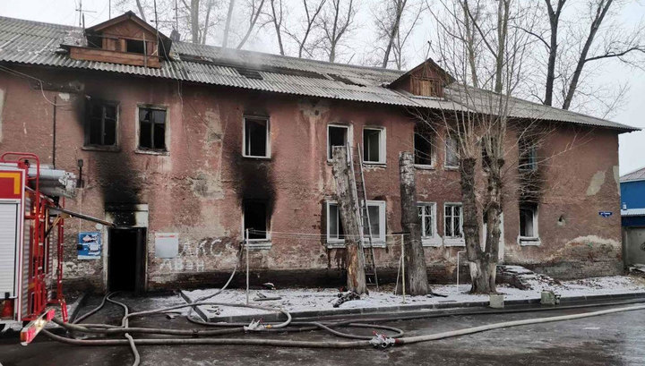 В Красноярске потушен крупный пожар в жилом доме