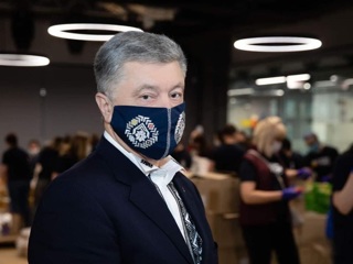 Порошенко поддержал санкции против Медведчука