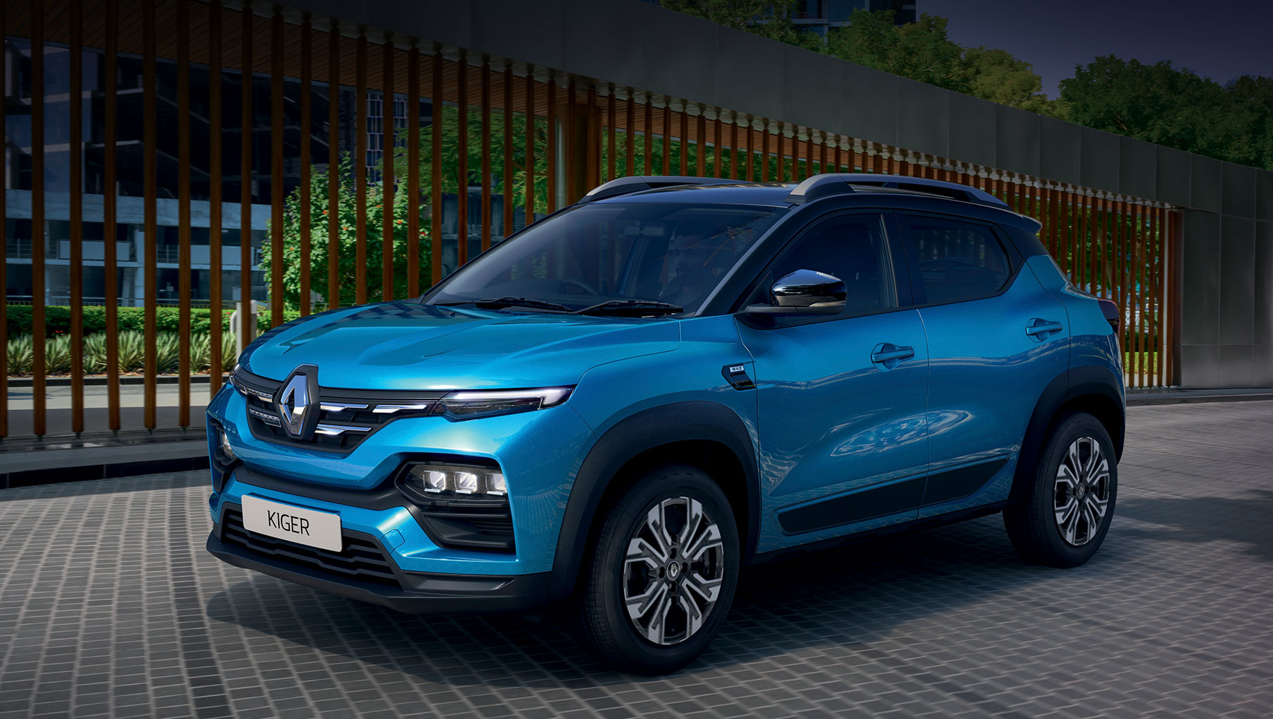 Серийный Renault Kiger во многом повторил микровэн Triber