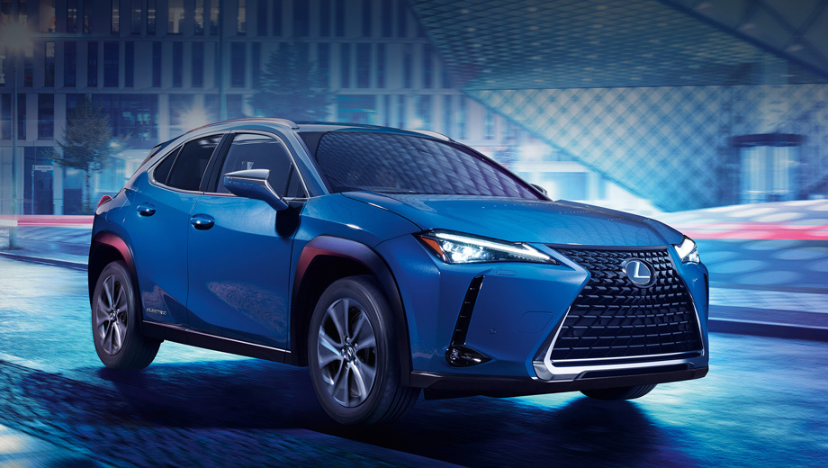 Электрокар Lexus UX 300e порадовал только мощностью