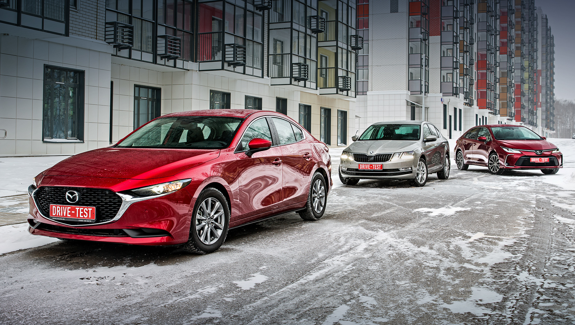 Тест-драйв: Машем из отъезжающей Октавии седанам Mazda 3 и Toyota Corolla