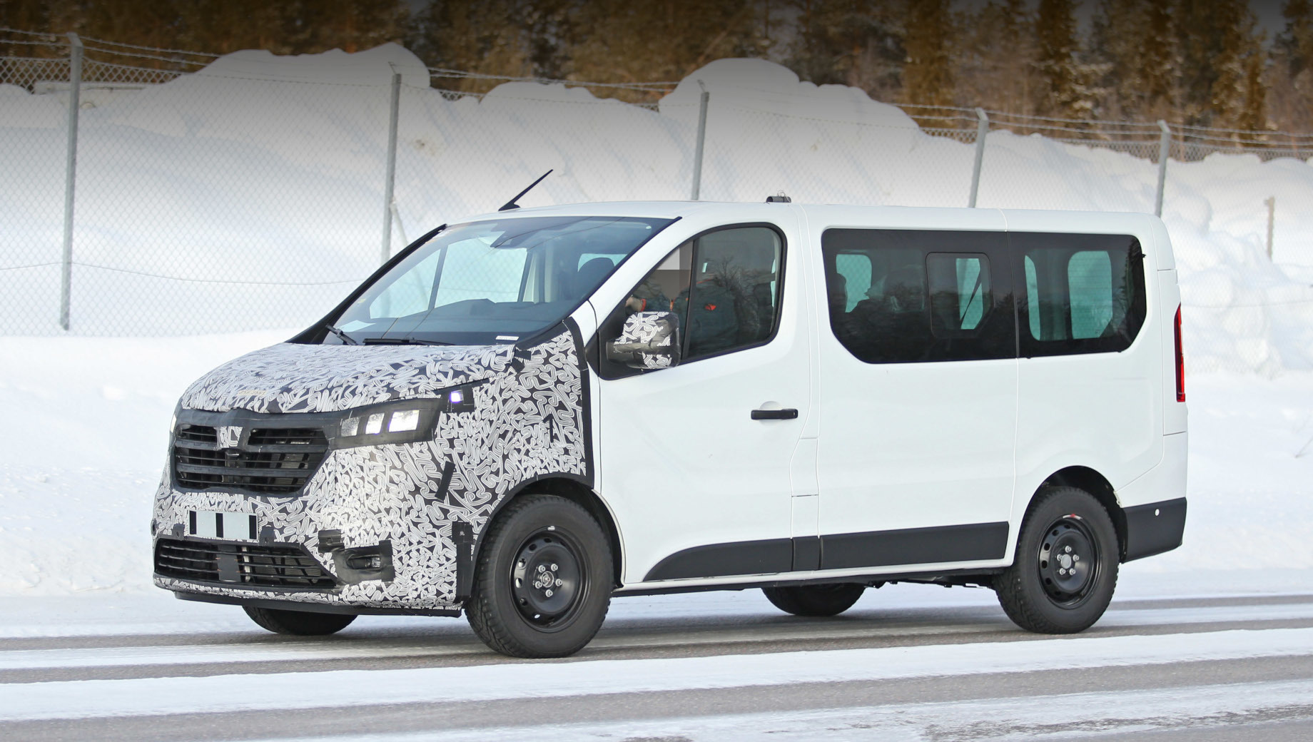 Вэн Renault Trafic преобразится снаружи и внутри