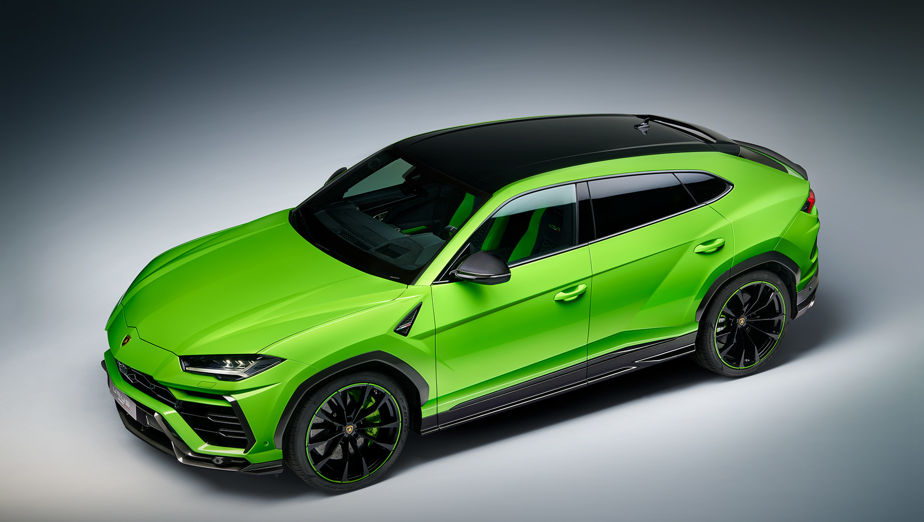 Lamborghini Urus слегка обновился для нового модельного года