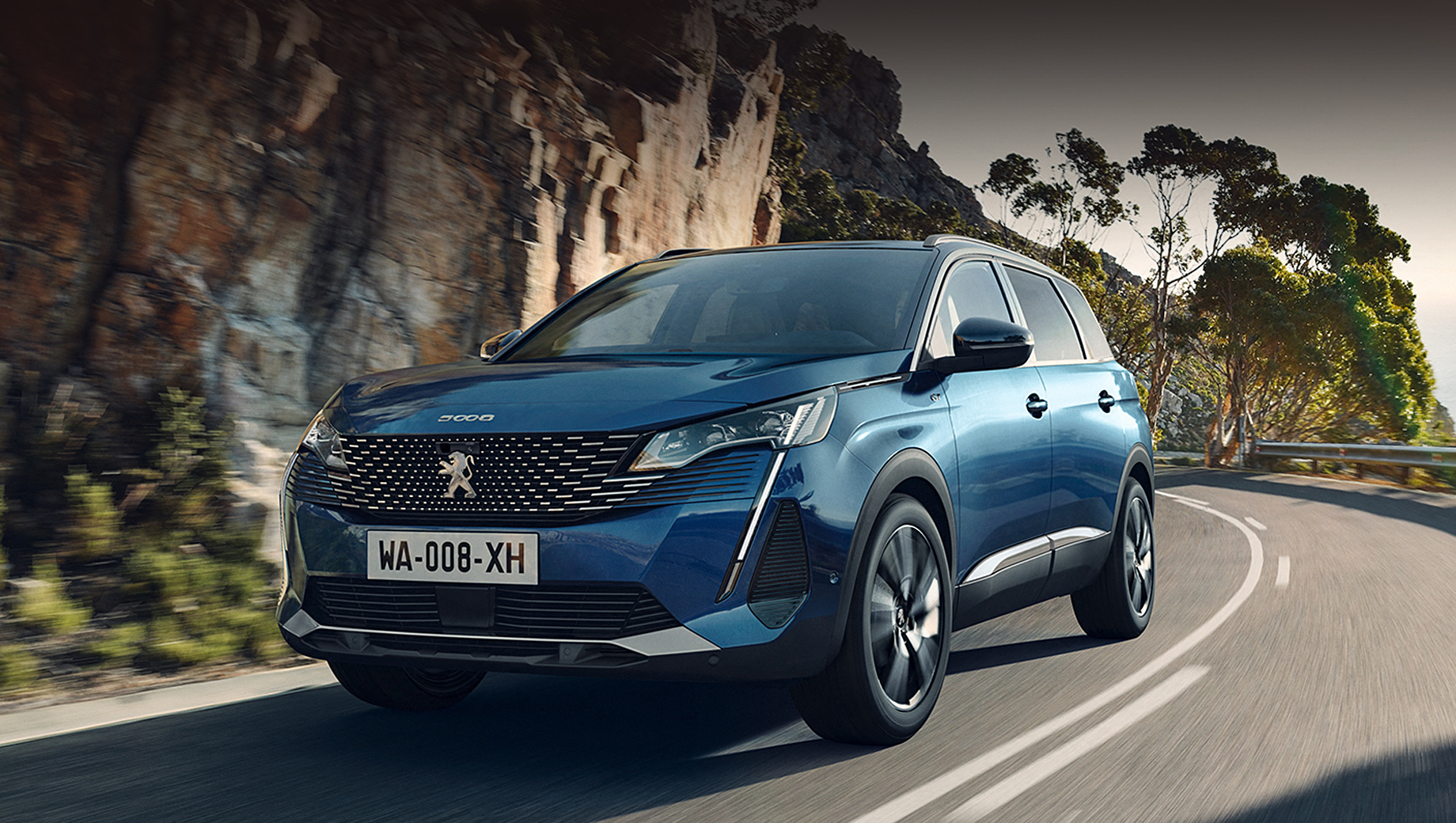 Peugeot 5008 обновился по лекалам младшего брата