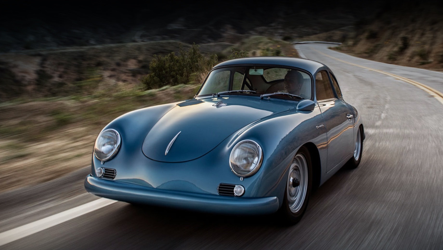 Купе Porsche 356 переродилось в ателье Emory Motorsport