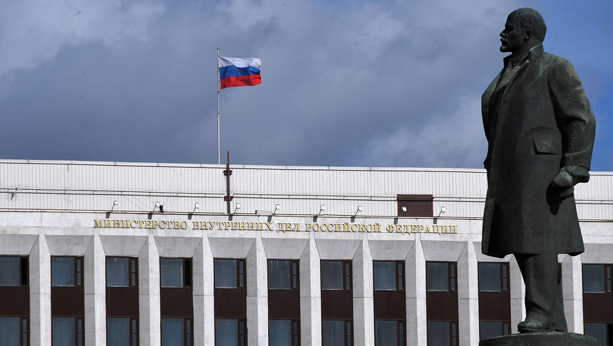 МВД начало упрощенный прием в гражданство России сирот из ДНР, ЛНР и Украины