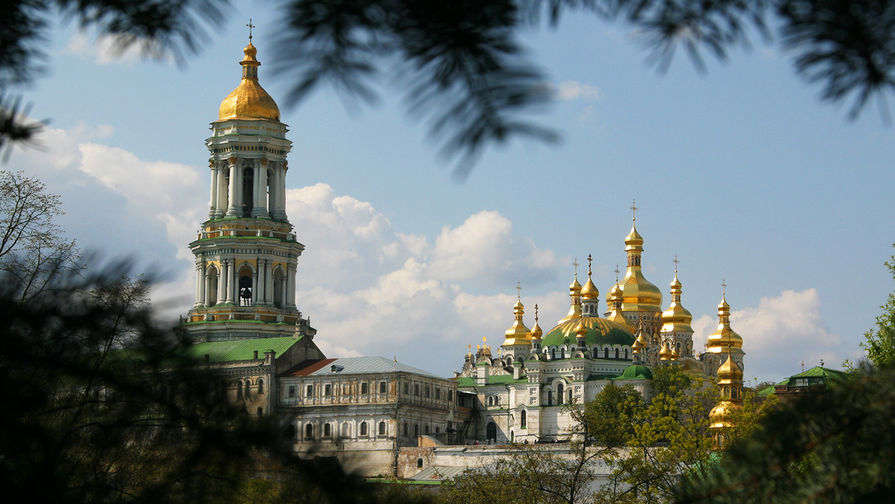 В Киево-Печерской лавре почти все священники переболели коронавирусом