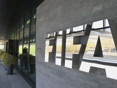 Фонд FIFA поддержит футболистов, оставшихся без зарплаты