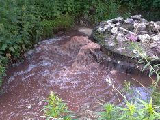 В Екатеринбурге «Водоканал» и «Уралхиммаш» уличили в сбросе сточных вод в реку Исеть