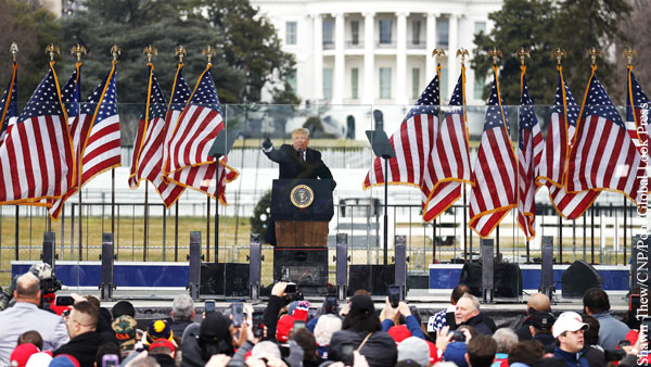 Трамп сохранил поддержку избирателей-республиканцев в США