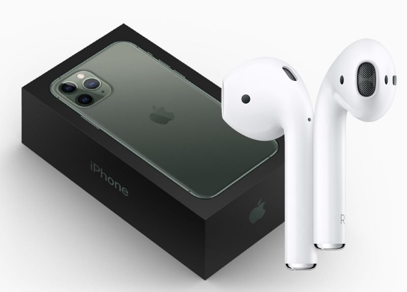 Apple рассматривает возможность комплектации iPhone наушниками AirPods с 2020 года