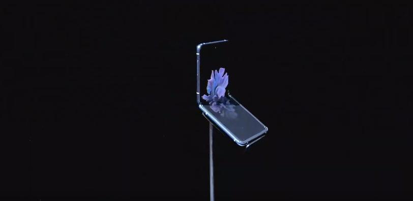 Samsung представил складной смартфон Galaxy Z Flip