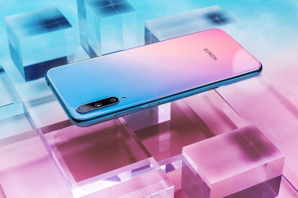 Honor 30i поступил в продажу в России