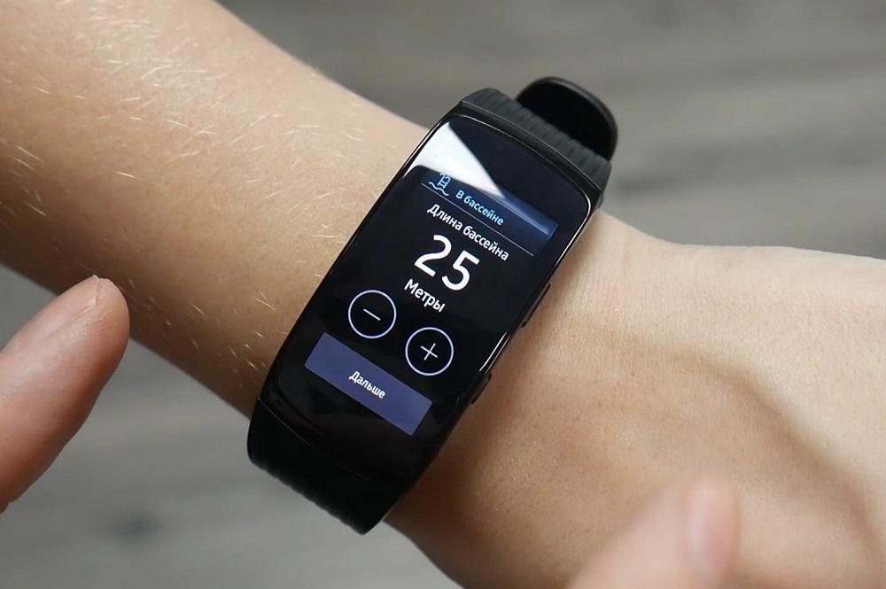 Samsung представила фитнес-трекер Galaxy Fit2