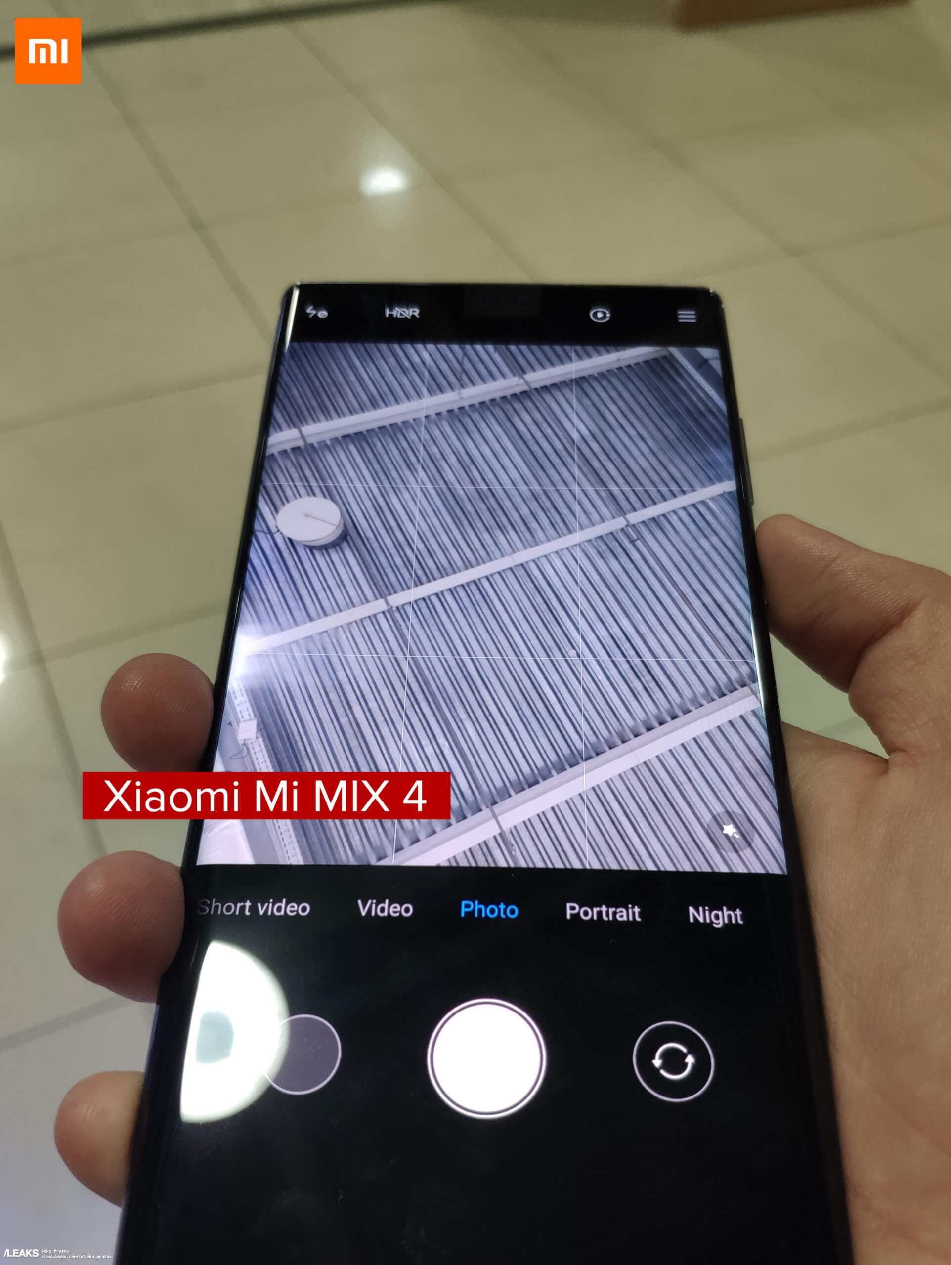 Xiaomi Mi Mix 4 появился на «живых» фото