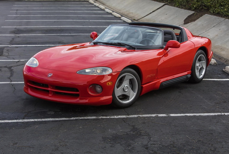 Dodge Viper от создателя Ford Mustang ушёл с молотка по двойной цене