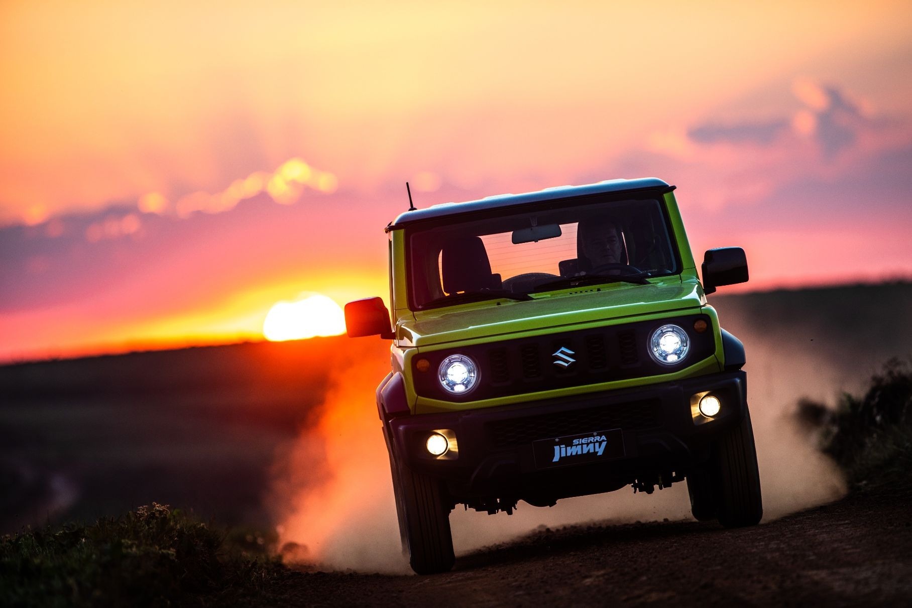 Suzuki Jimny станет пятидверным