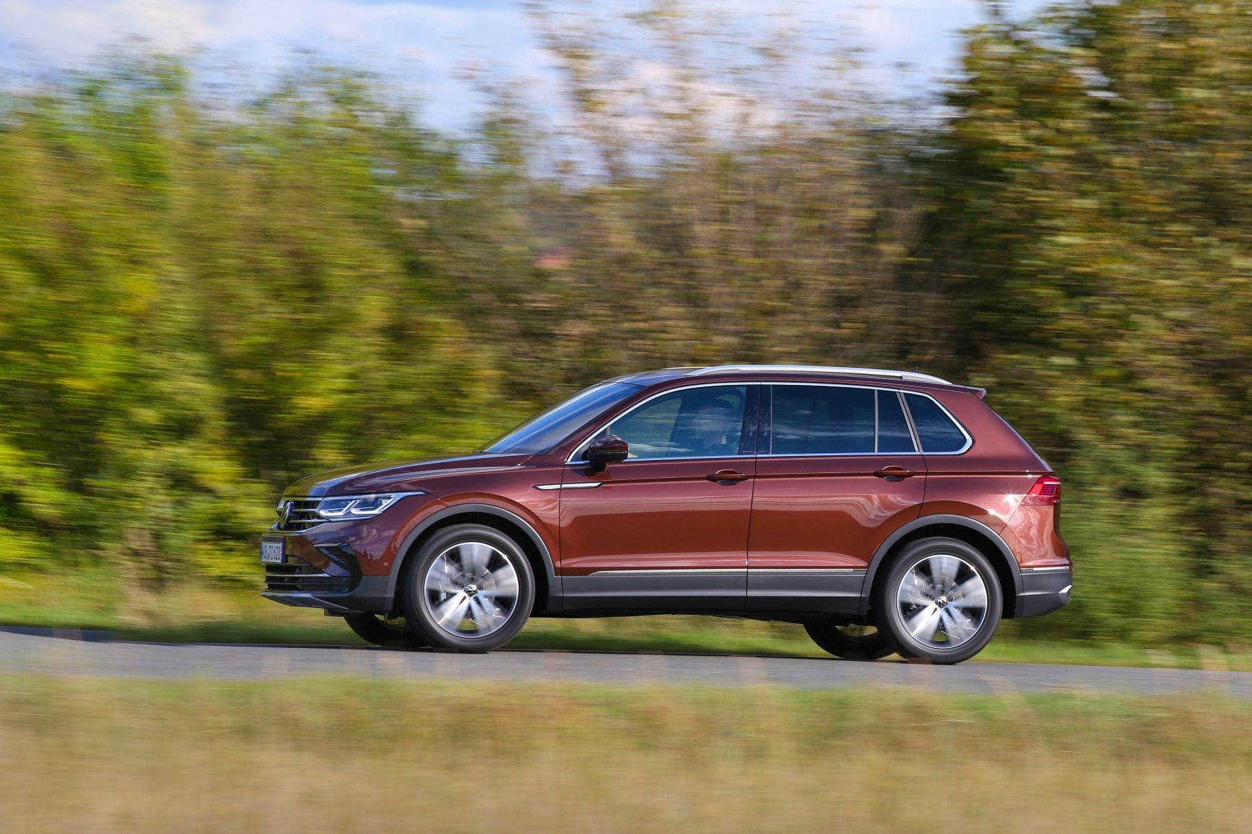 Volkswagen объявил цены на спецверсии обновленного Tiguan