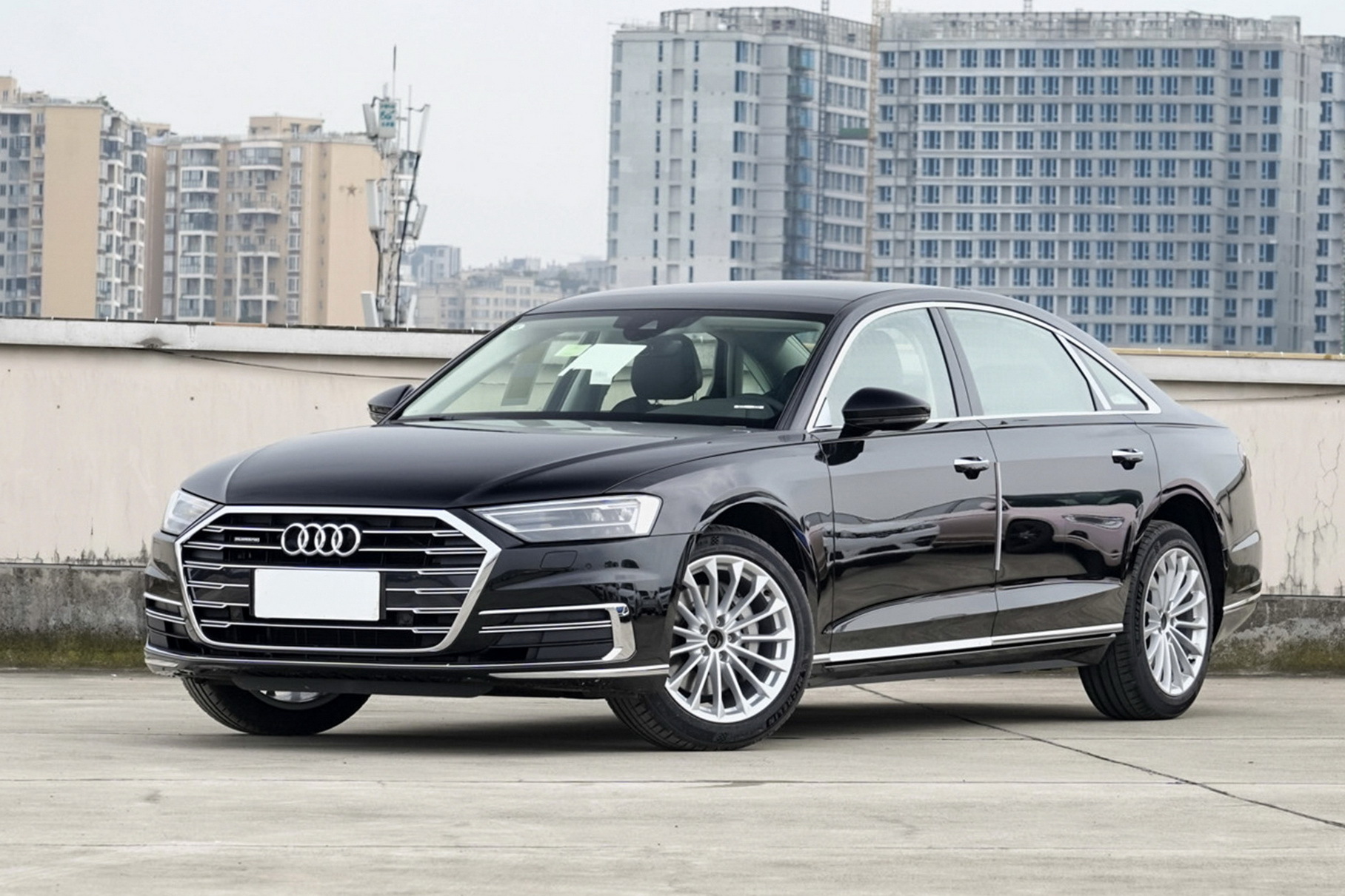 Более двух тысяч Audi A8 отзовут из-за необходимости поменять VIN