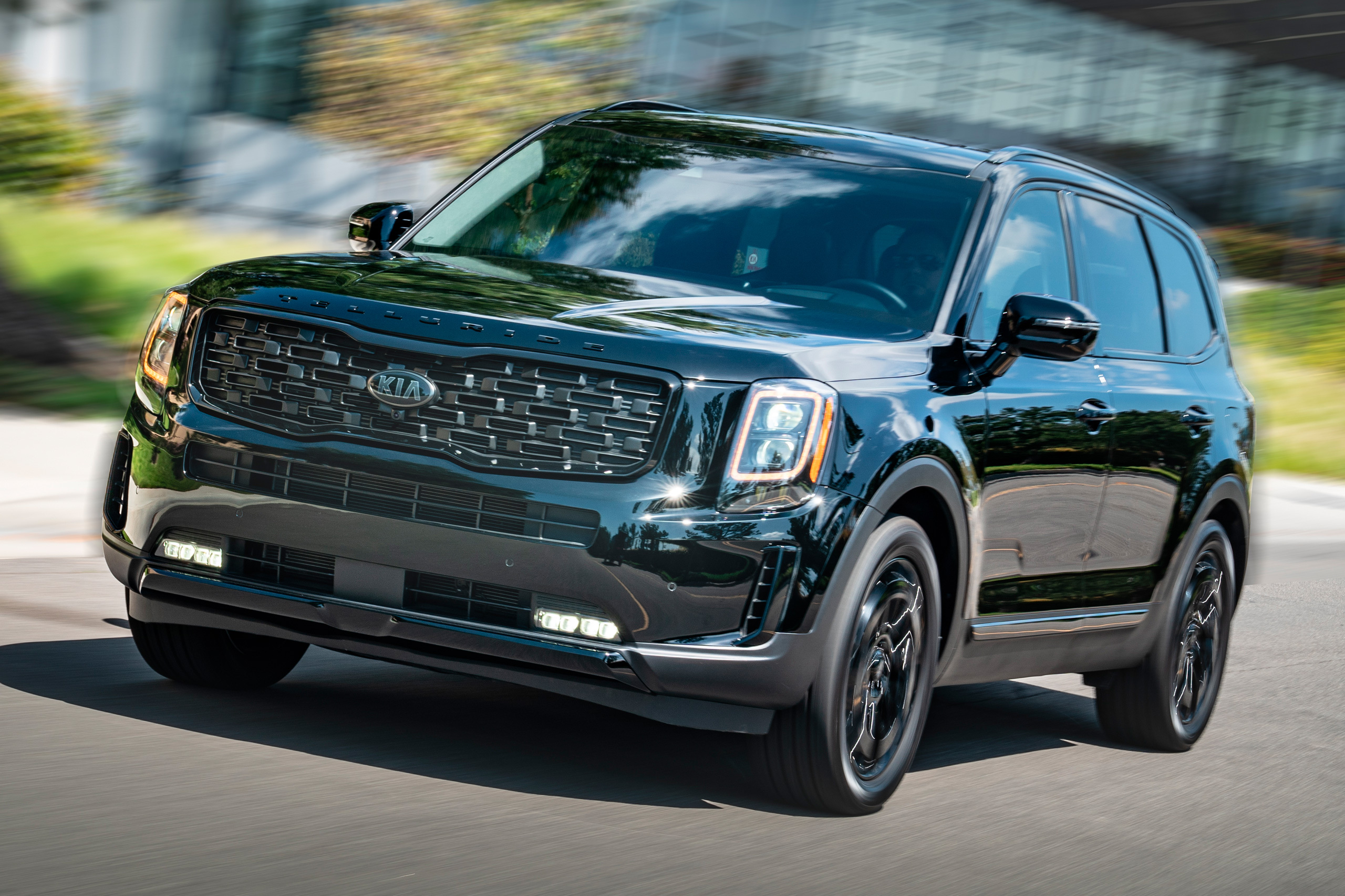 Kia Telluride — Escalade по-корейски?