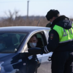 В Москве ездить на машине разрешили только поодиночке