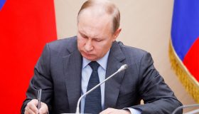 Мединский и Орешкин получили должности при Путине