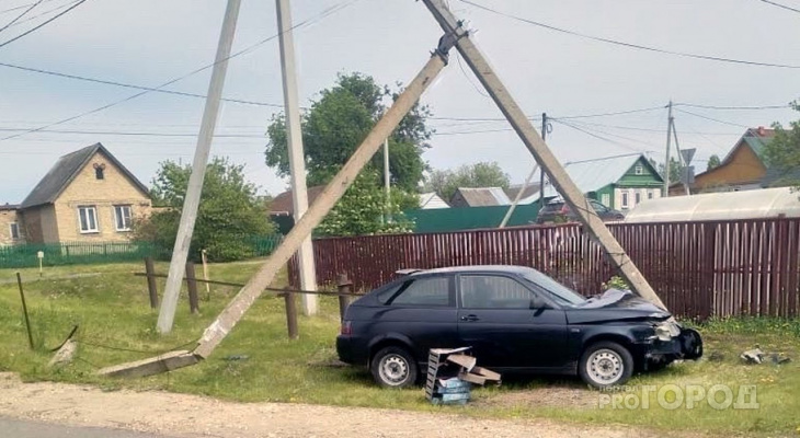 Пензенец врезался в столб на улице Ленина