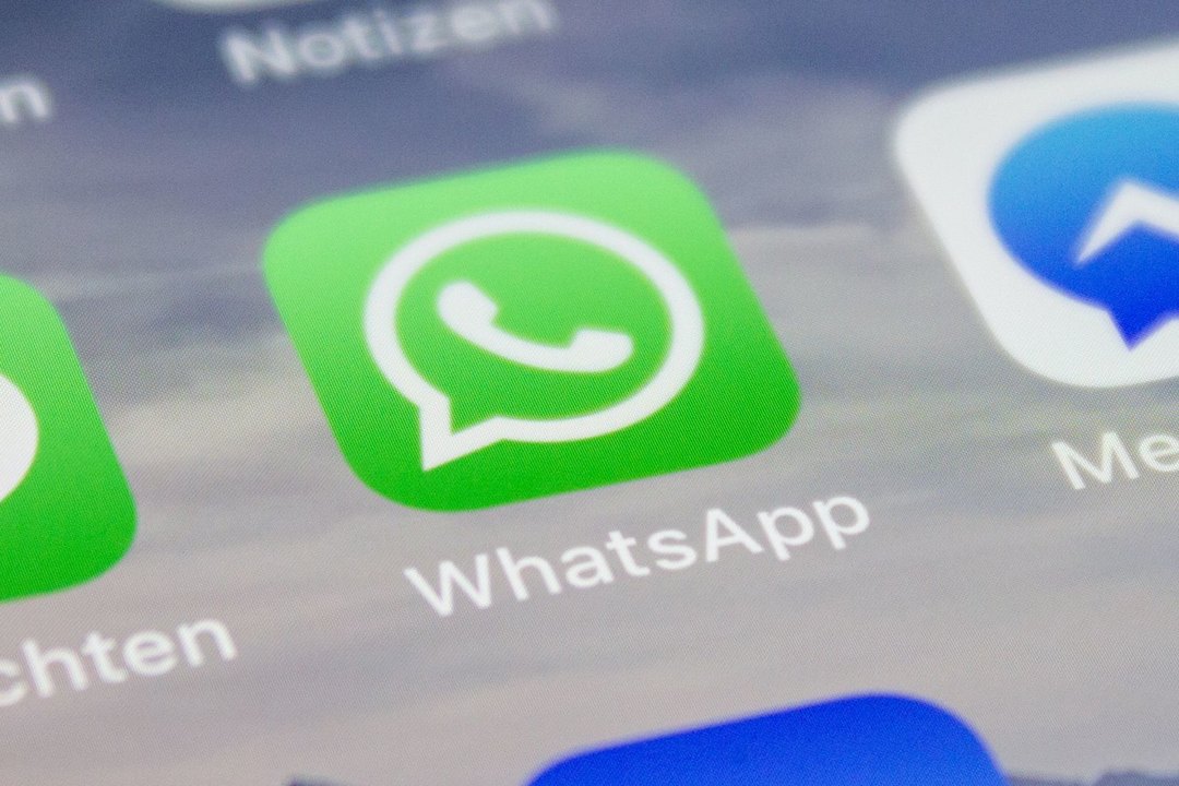 Дуров обвинил WhatsApp во взломе телефона Безоса