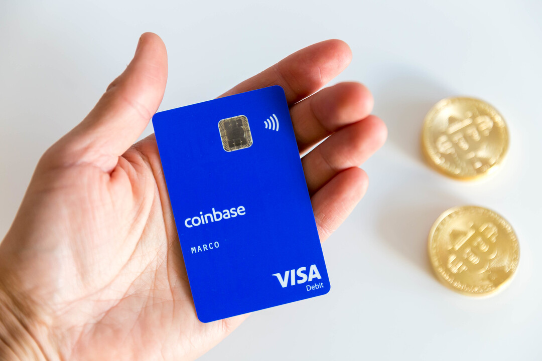 Капитализация криптобиржи Coinbase взлетела до $105 млрд