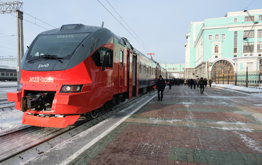 Новосибирский 'Экспресс-пригород' получил два новых электропоезда