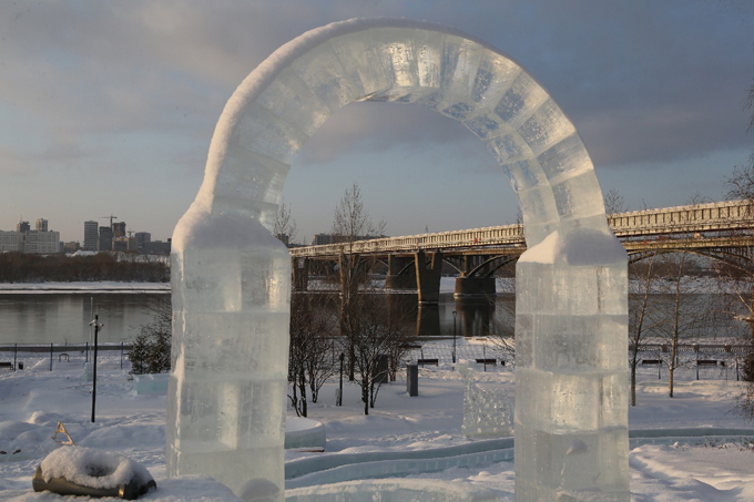 Открытие ледового городка на Михайловской набережной отменили из-за метели